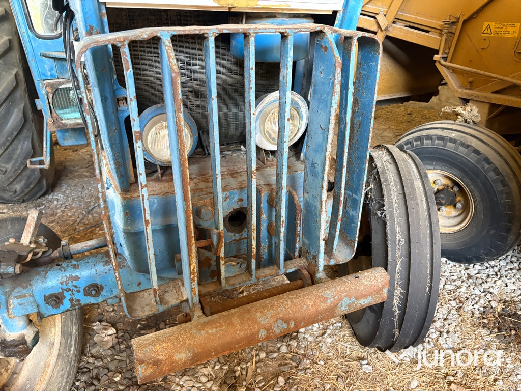 Traktor med skogskran - Ford, 5000
