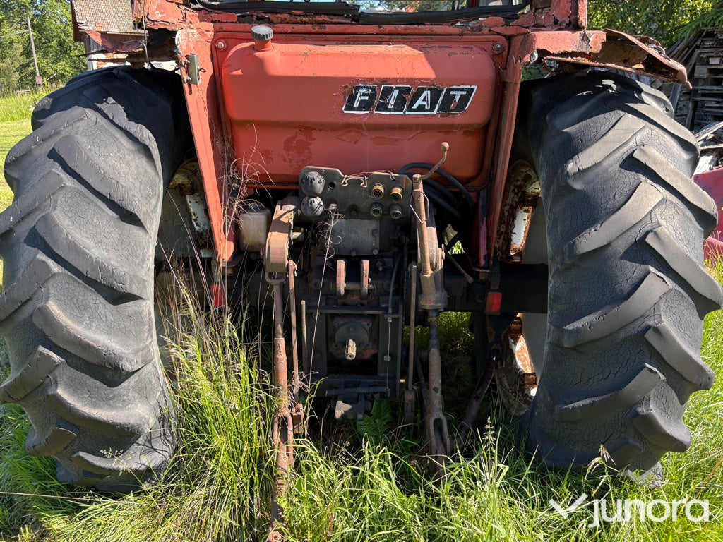 Traktor FIAT 680 DT
