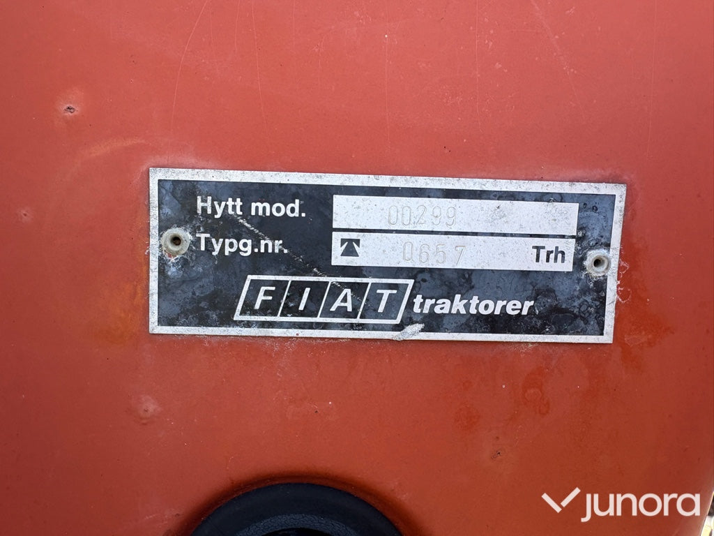Traktor FIAT 680 DT