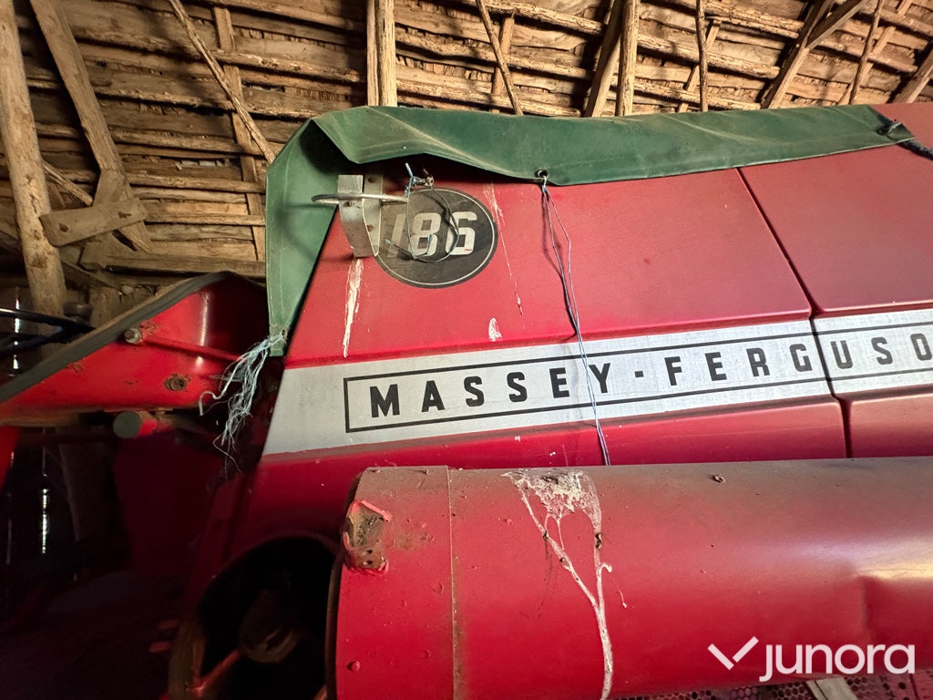 Tröska Massey Ferguson 186