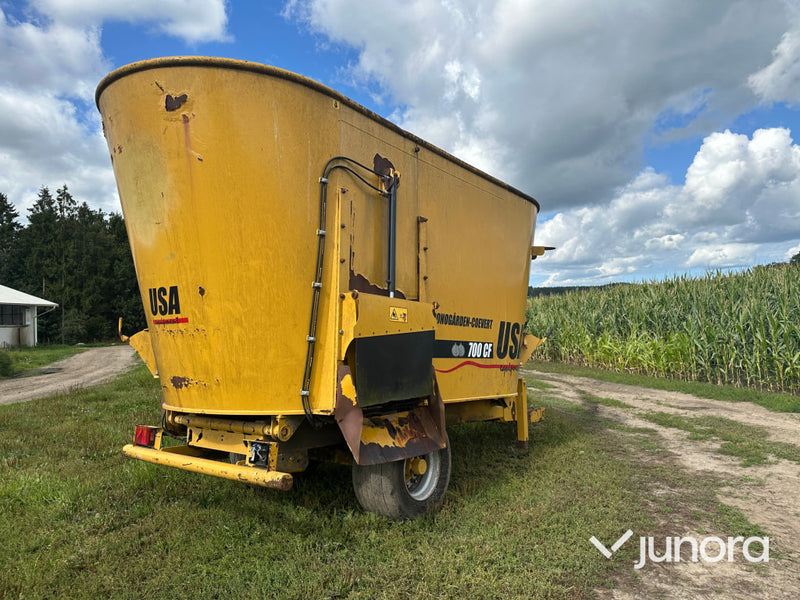 Mixervagn USA 700 CF