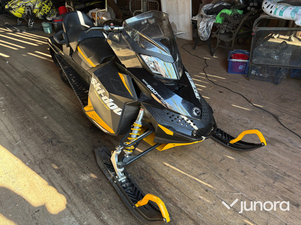 Ski-Doo Reneg 600 E-TEC Rotax snöskoter