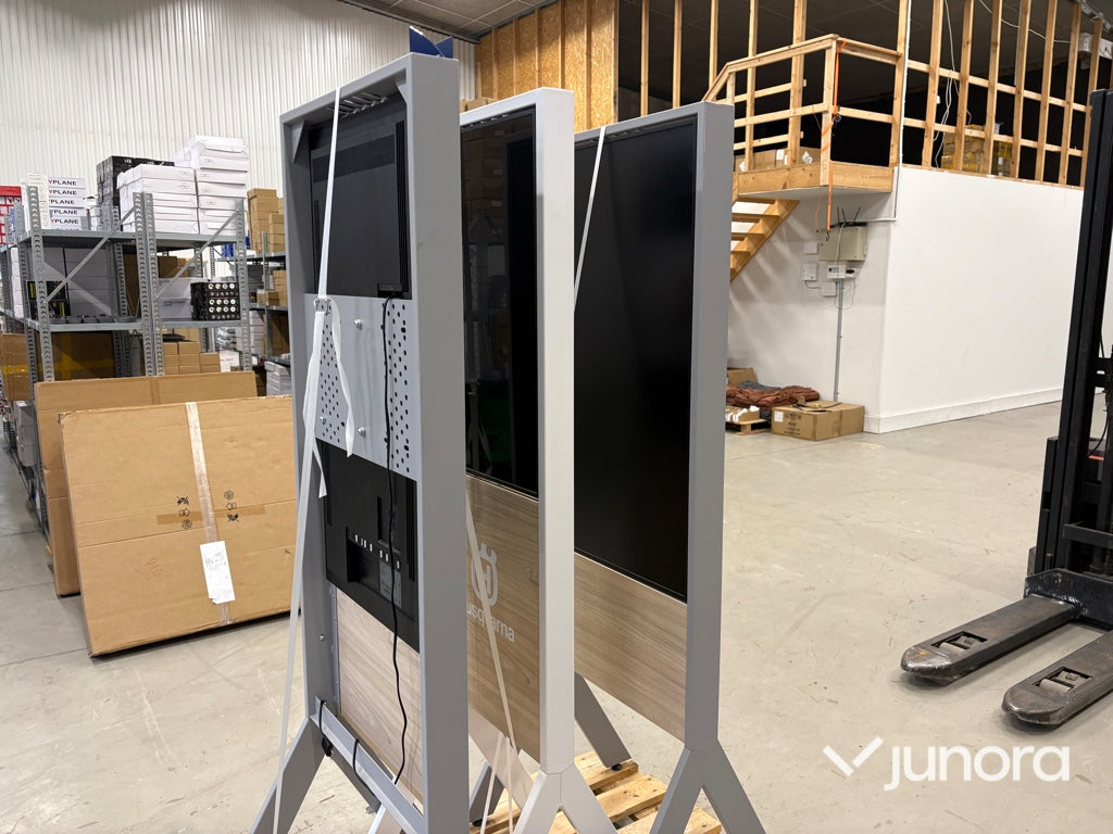 Digital reklamskylt / Informationsdisplay - Med inbyggd TV, 3 st