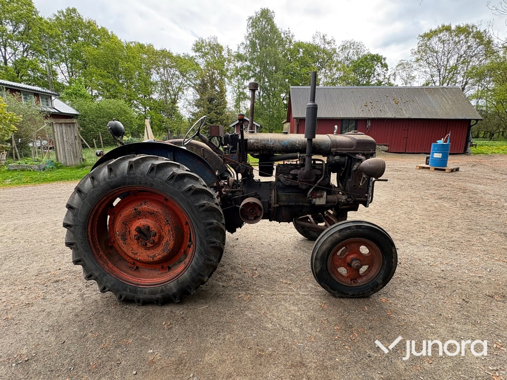 Traktor - Fordson Major, E27N