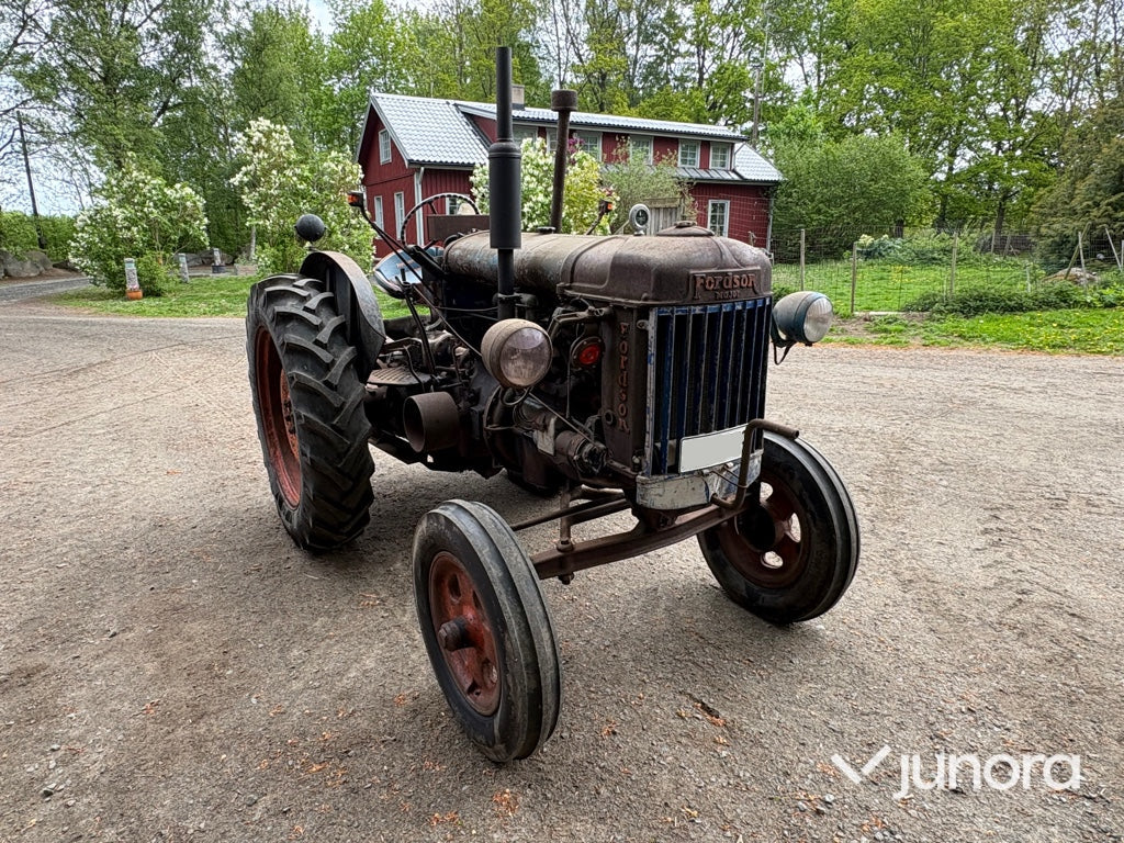 Traktor - Fordson Major, E27N