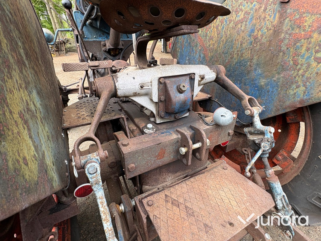 Traktor - Fordson Major, E27N