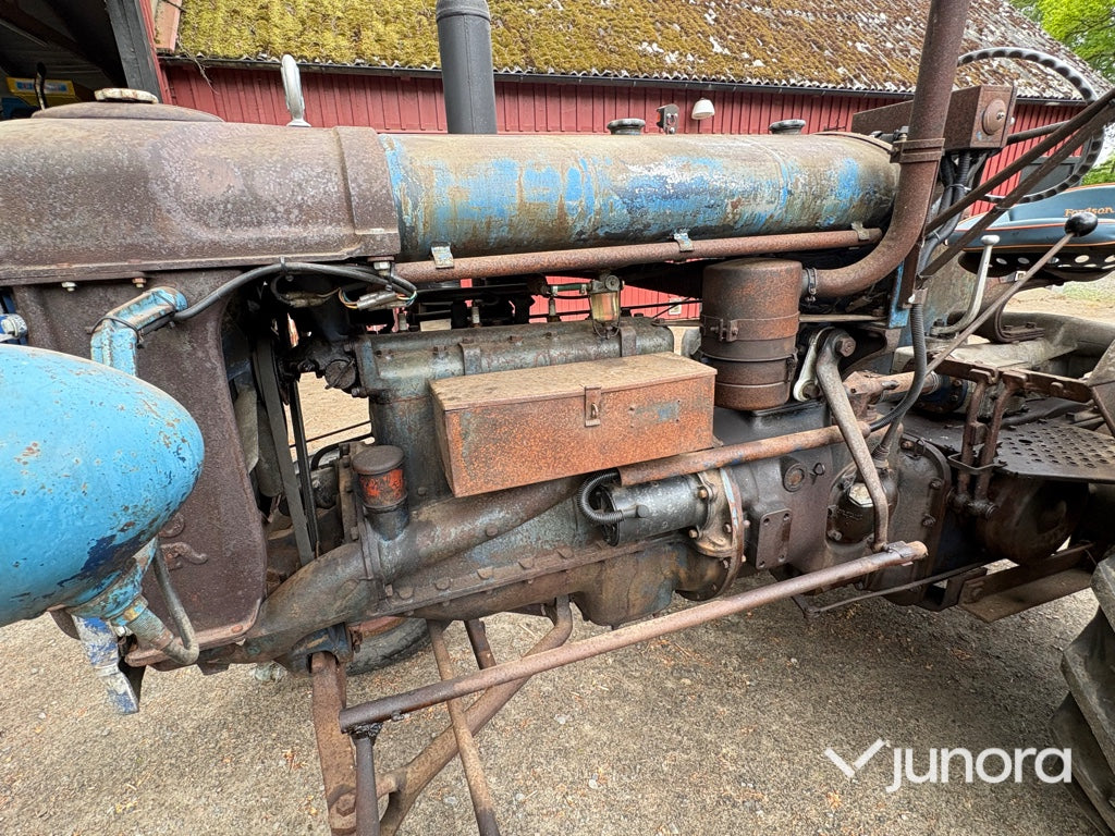 Traktor - Fordson Major, E27N