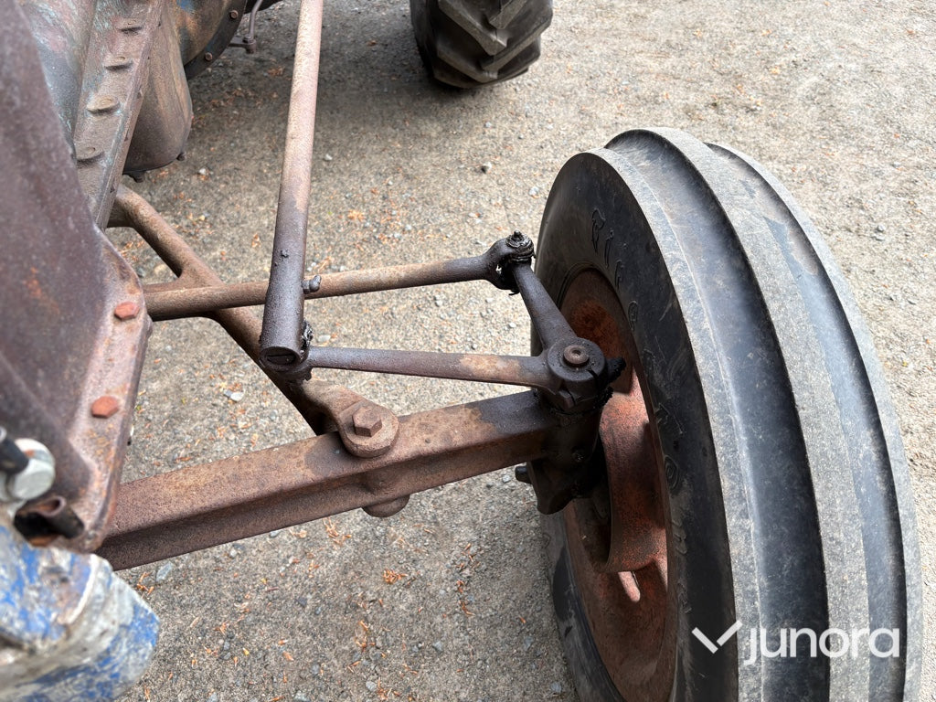 Traktor - Fordson Major, E27N
