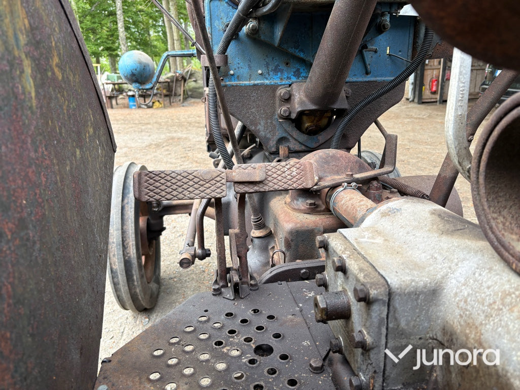 Traktor - Fordson Major, E27N
