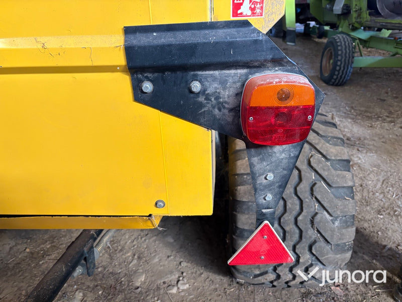 Rundbalspress - New Holland, BR6090