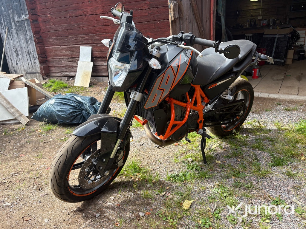 Motorcykel KTM 690 Duke
