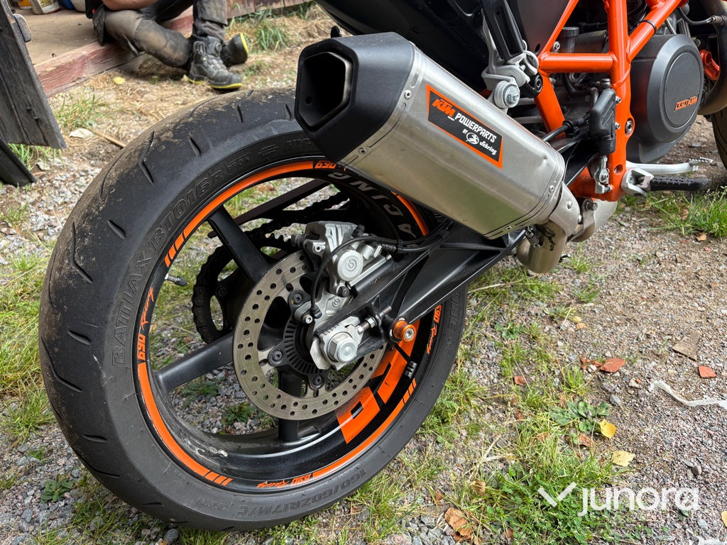 Motorcykel KTM 690 Duke