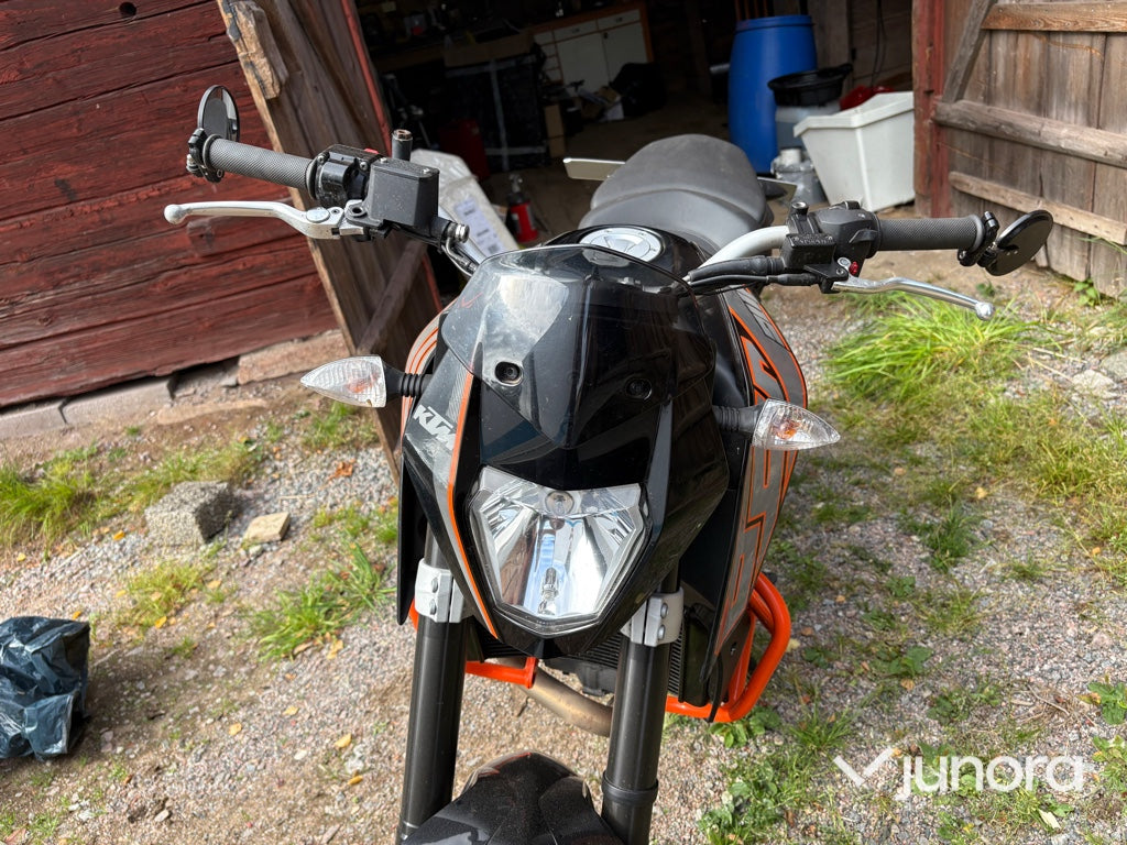 Motorcykel KTM 690 Duke