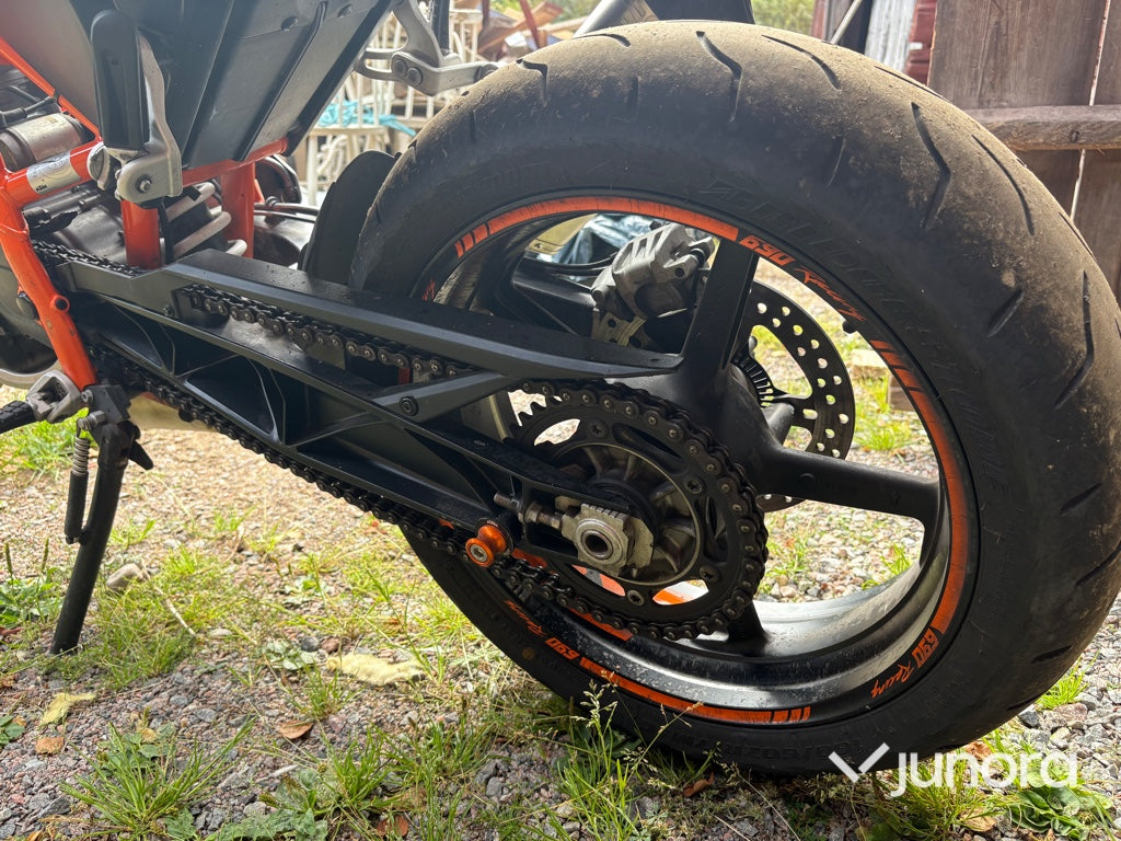 Motorcykel KTM 690 Duke