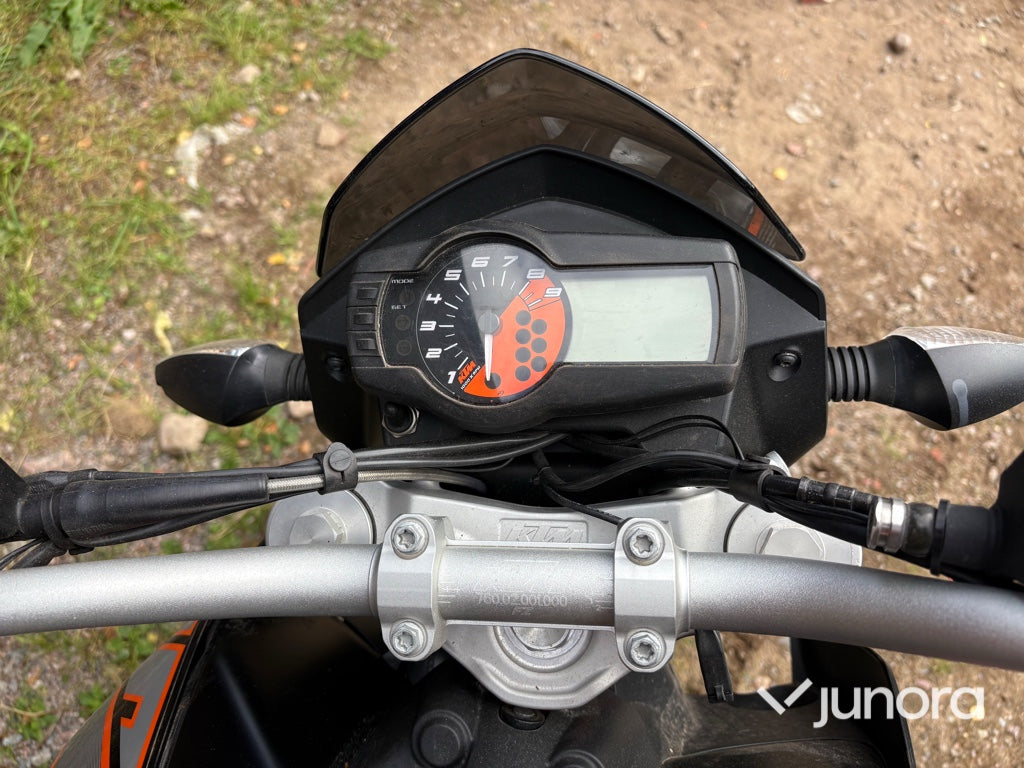 Motorcykel KTM 690 Duke
