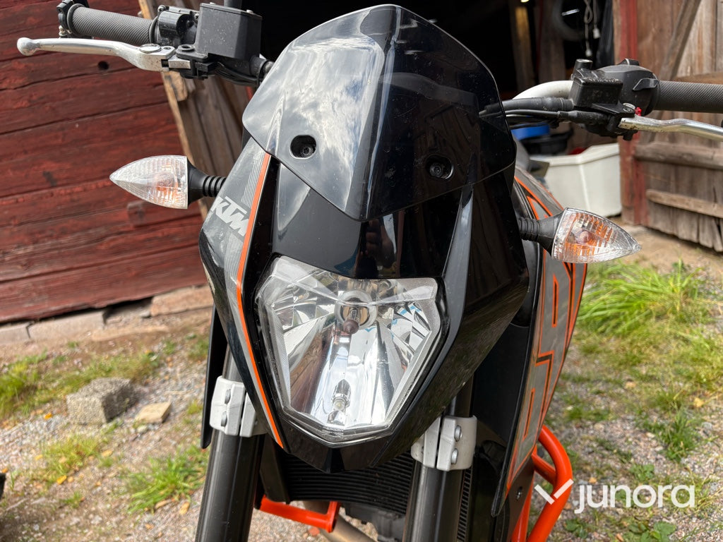Motorcykel KTM 690 Duke