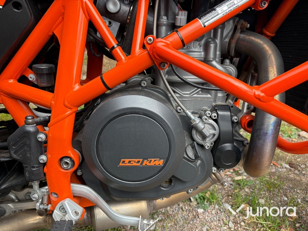 Motorcykel KTM 690 Duke
