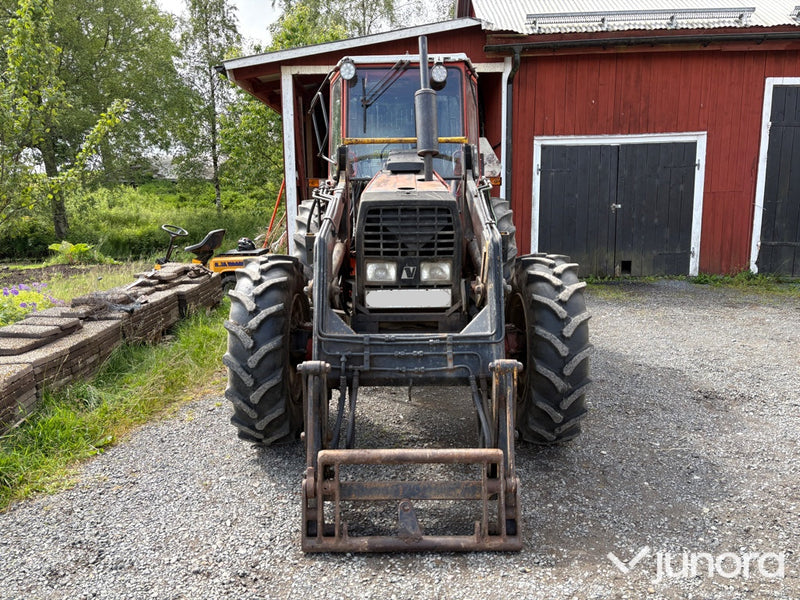Valmet 604 med Trima lastare