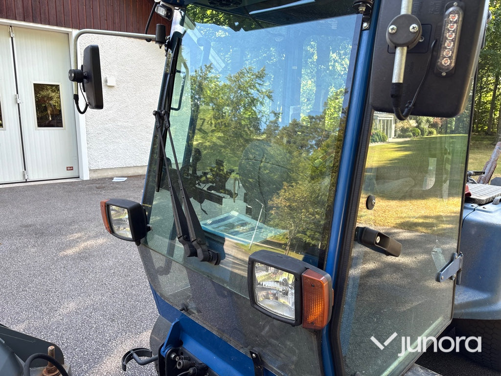 Redskapsbärare med redskap - Vitra City 2060