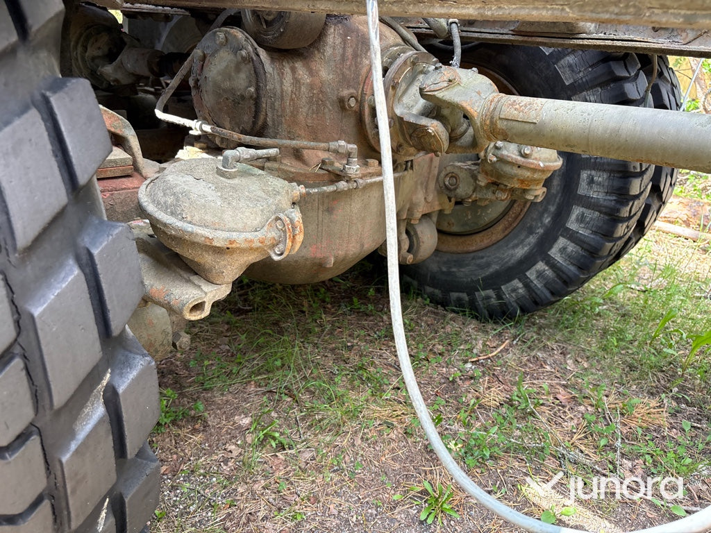Lastbil med trailer - Scania, LA82B Förlängd