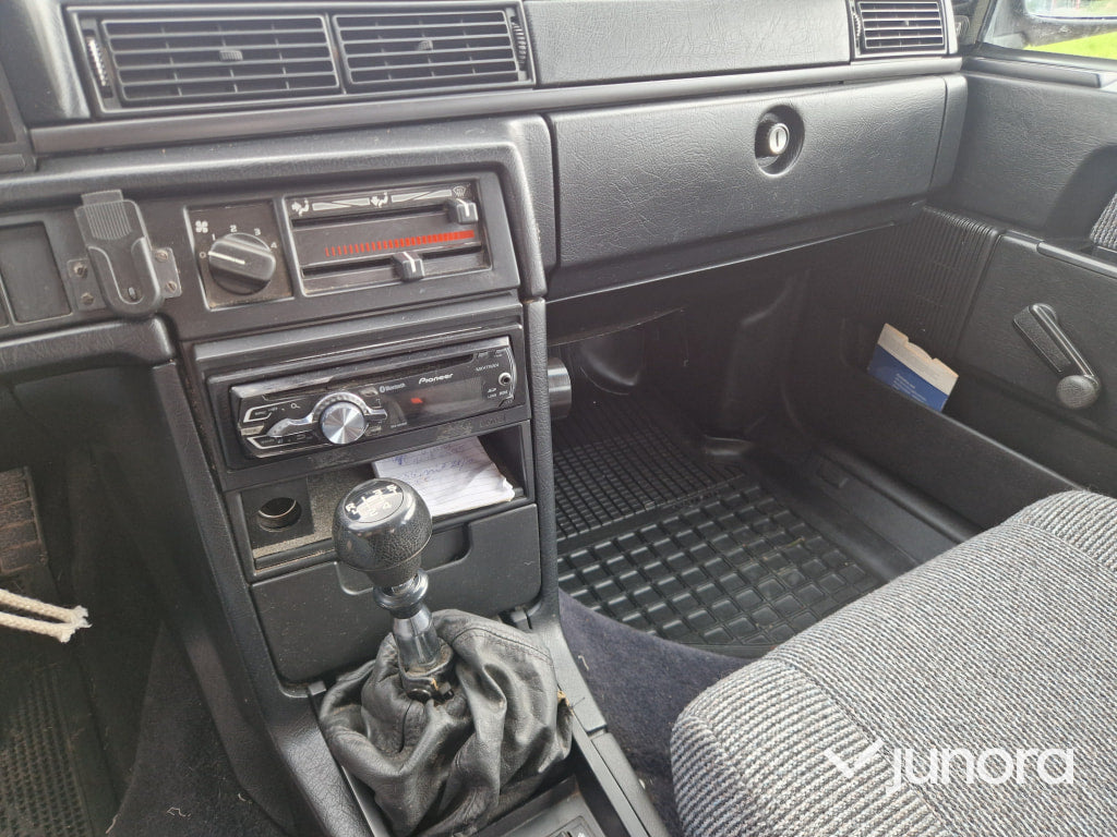 Volvo - 740 GL