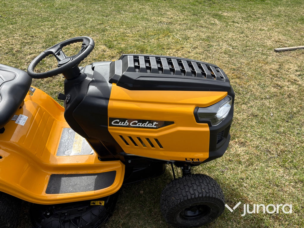 Åkgräsklippare - Cub Cadet, LT1 NS92