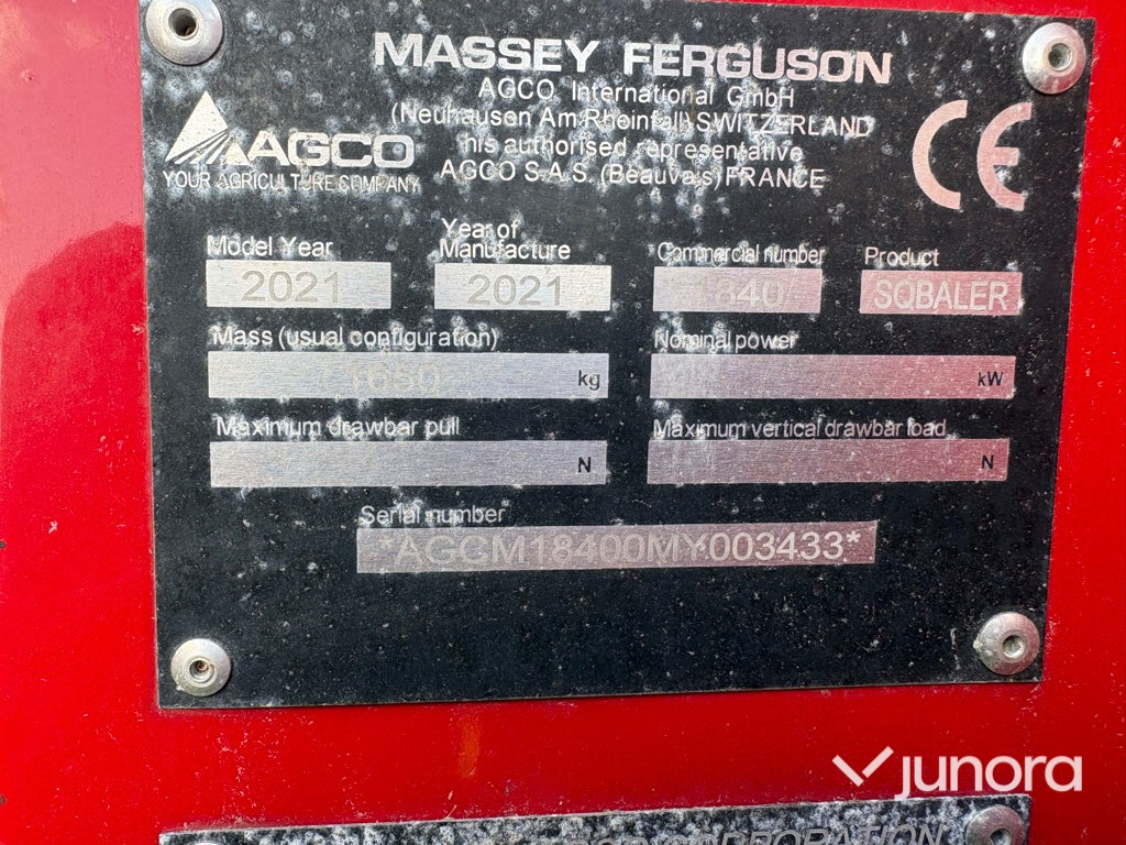 Fyrkantsbalpress – Massey Ferguson MF 1840