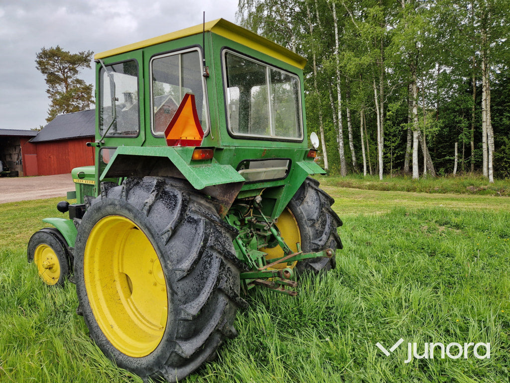 Veterantraktor John Deere 2130