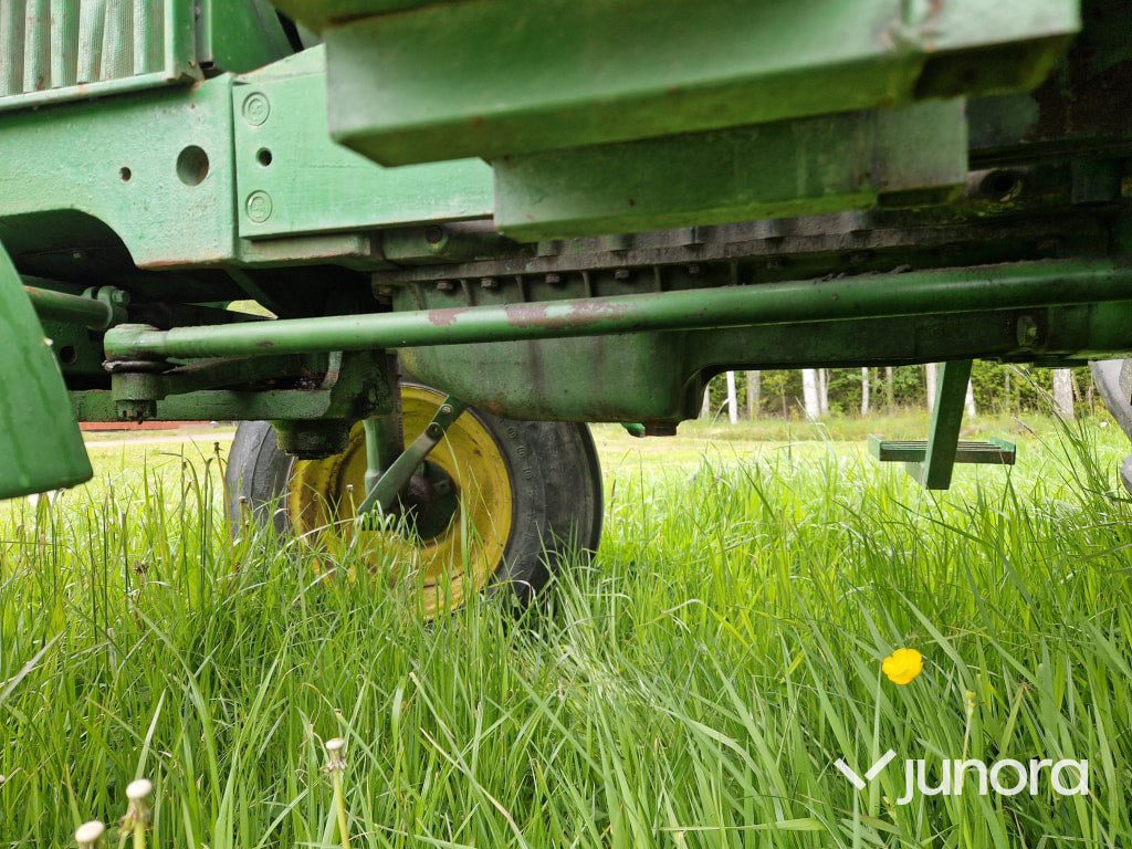 Veterantraktor John Deere 2130