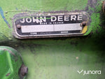 Veterantraktor John Deere 2130