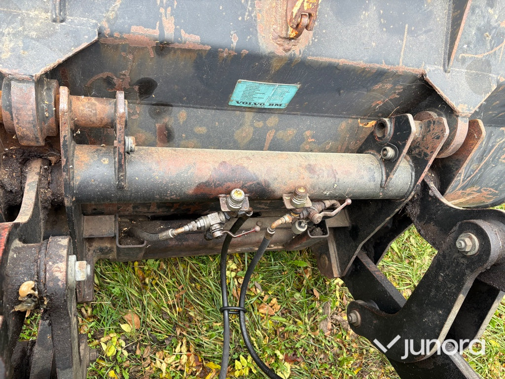 Traktorgrävare Volvo BM 6300