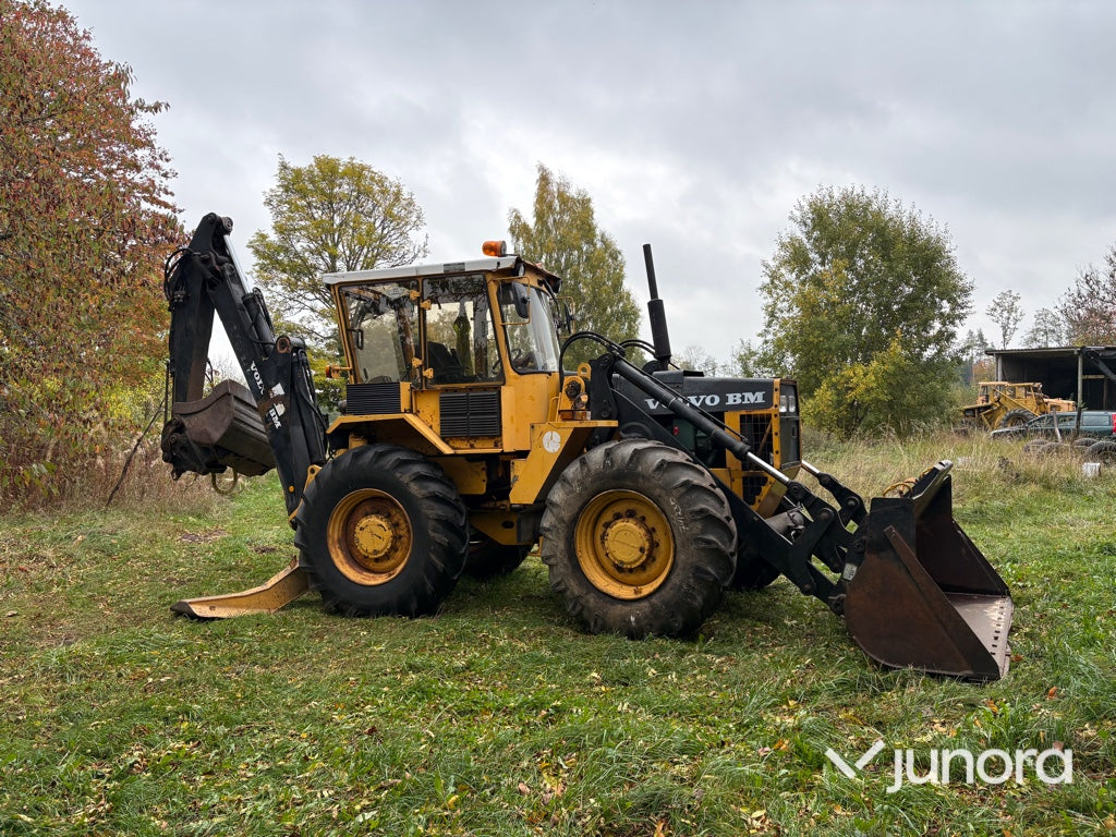 Traktorgrävare Volvo BM 6300