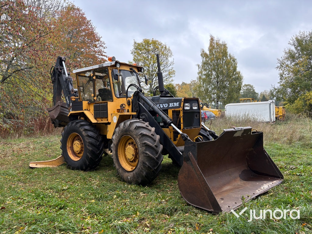 Traktorgrävare Volvo BM 6300