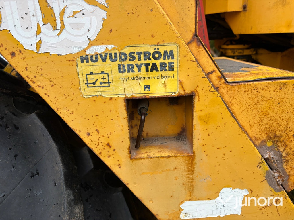 Traktorgrävare Volvo BM 6300