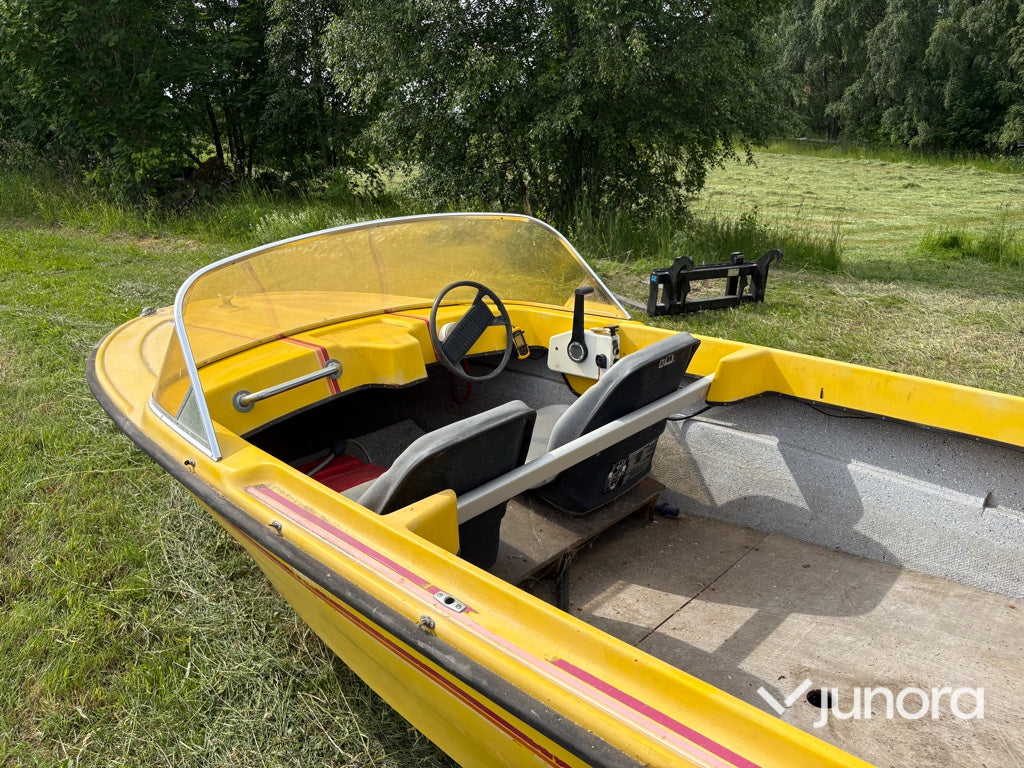 Motorbåt med trailer - Crescent, Mercury 50 hk