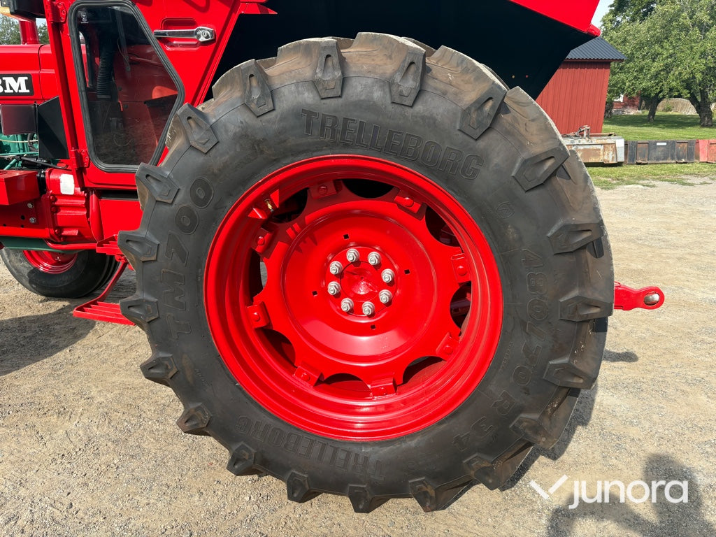 Traktor - Volvo BM, T 700