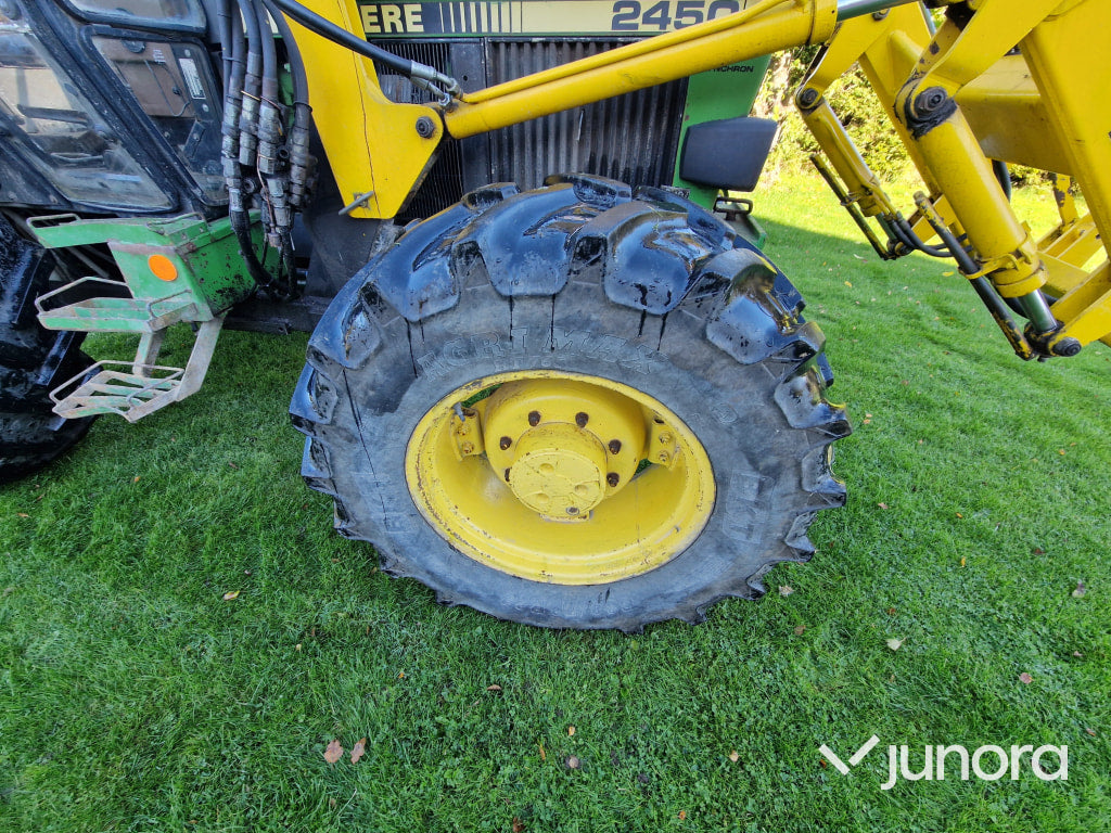 Lastartraktor - John Deere 2450