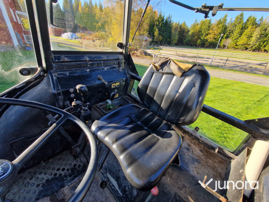 Lastartraktor - John Deere 2450