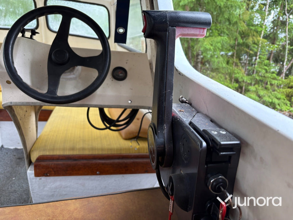 Motorbåt med trailer - Crescent, 525
