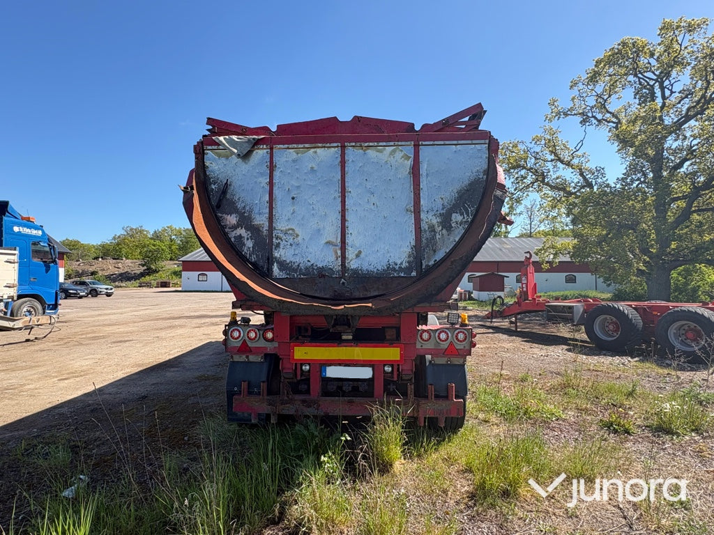 Asfaltstrailer - Parator, STI 17-24