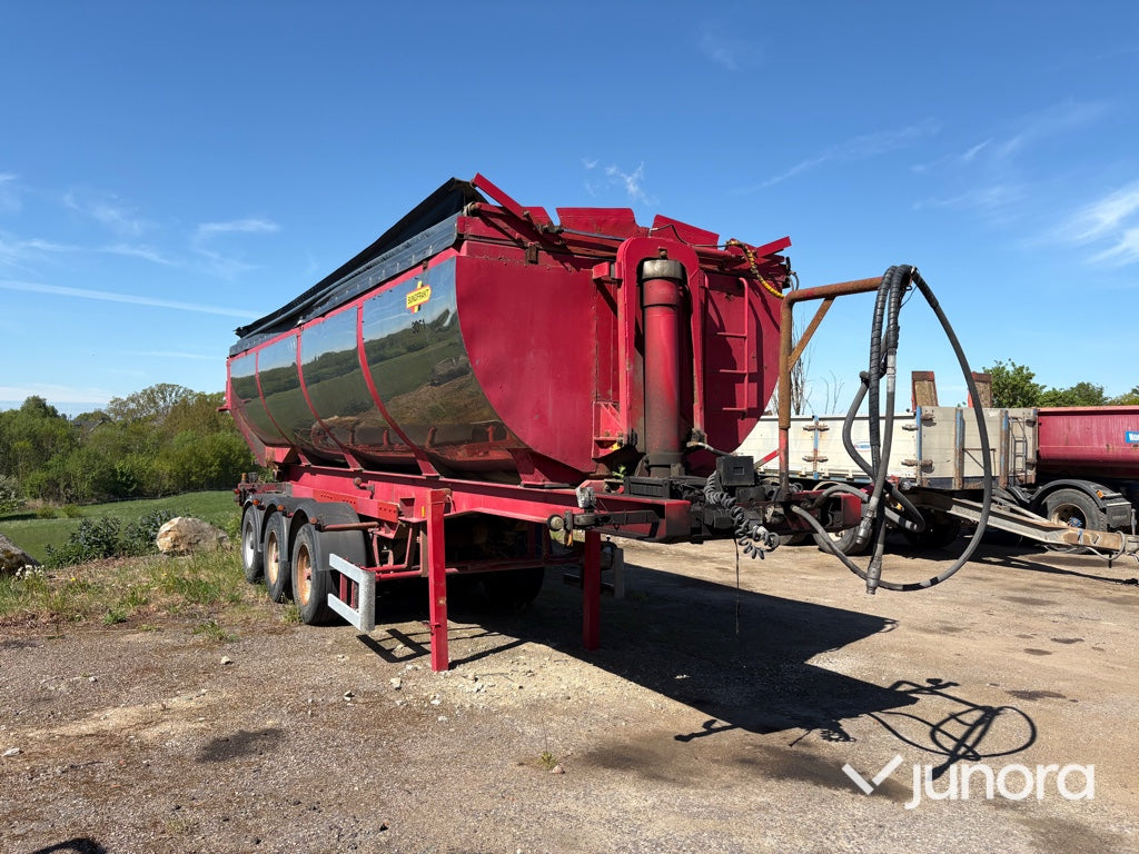 Asfaltstrailer - Parator, STI 17-24