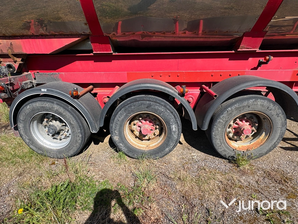 Asfaltstrailer - Parator, STI 17-24