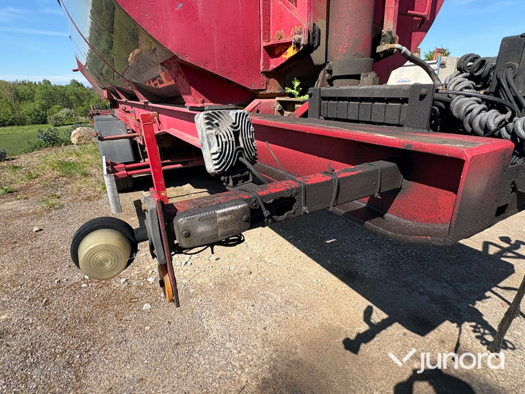 Asfaltstrailer - Parator, STI 17-24