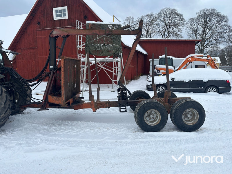 Skogsvagn - Gisebo, med kran