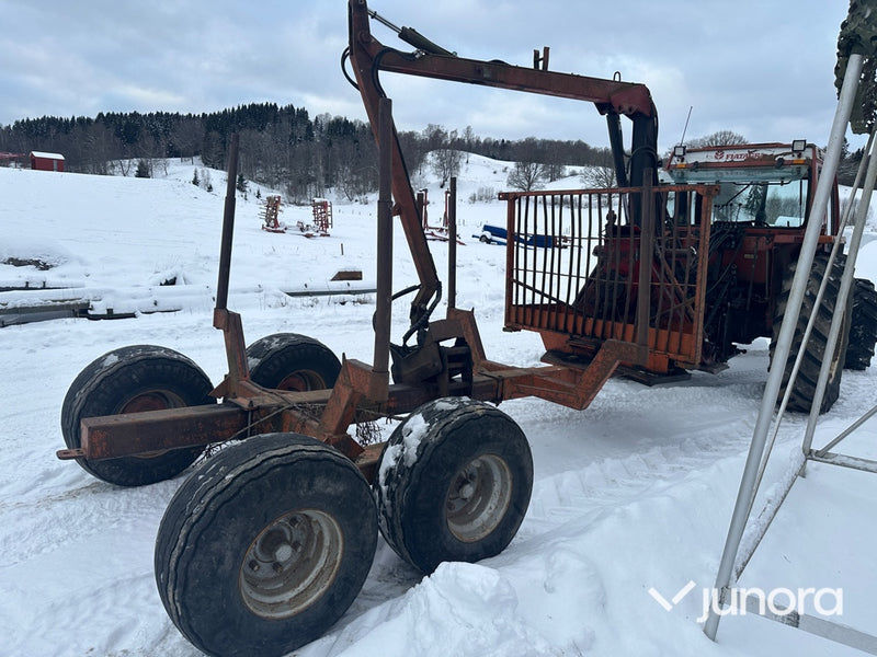 Skogsvagn - Gisebo, med kran