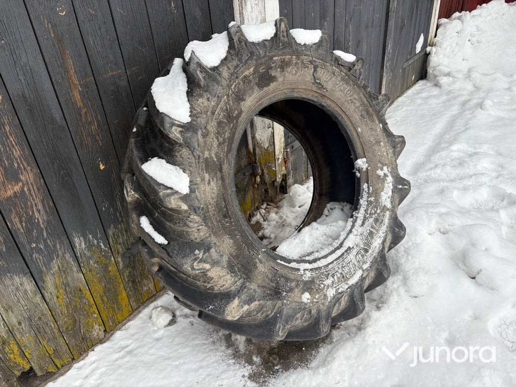 Traktordäck - Taurus, 420/70 R24