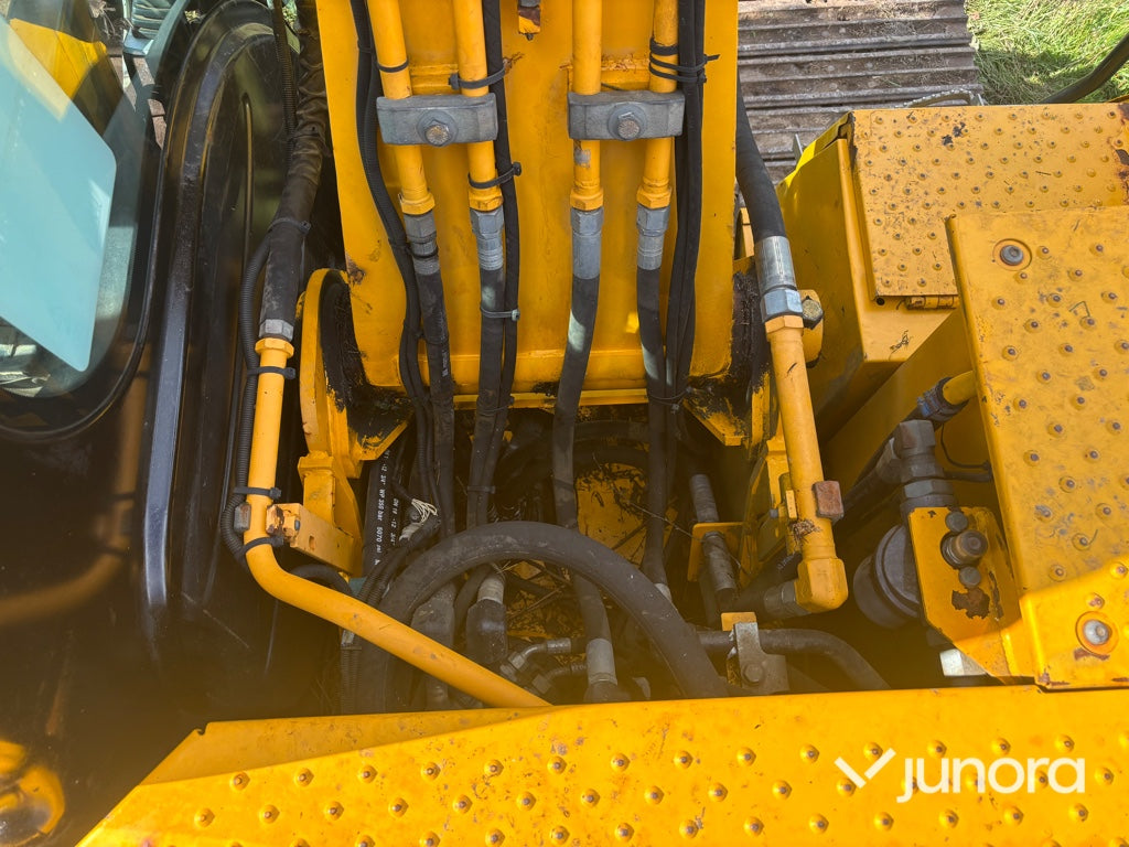 Grävmaskin - JCB JS130LC