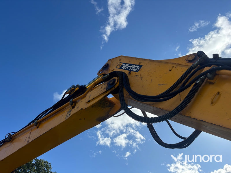 Grävmaskin - JCB JS130LC