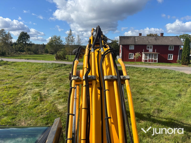 Grävmaskin - JCB JS130LC