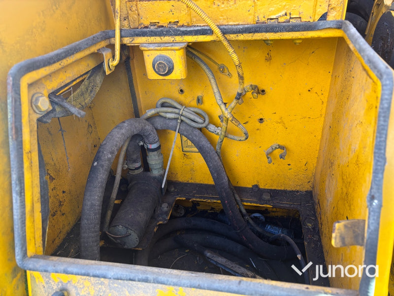 Grävmaskin - JCB JS130LC
